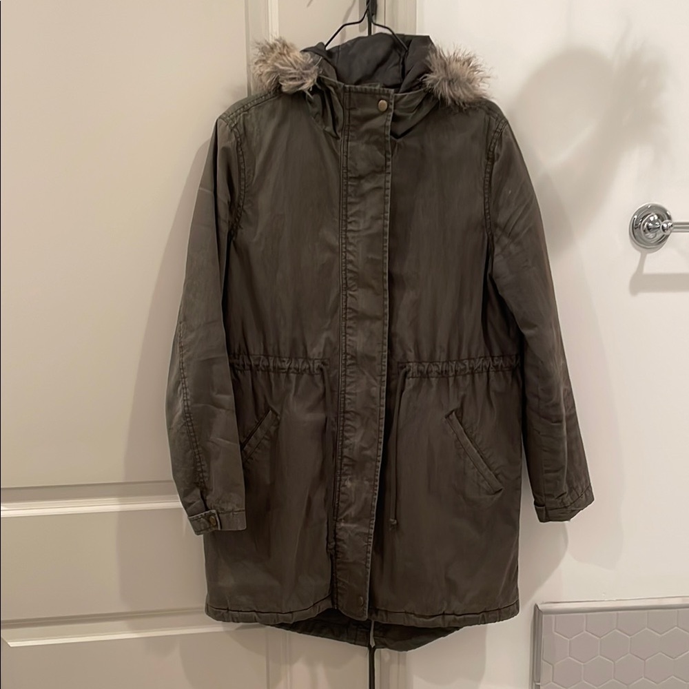 Old Navy Gray Quilted Jacket